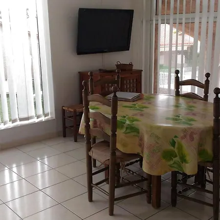 Clos 373 Mit Terrasse By Interhome Apartment *